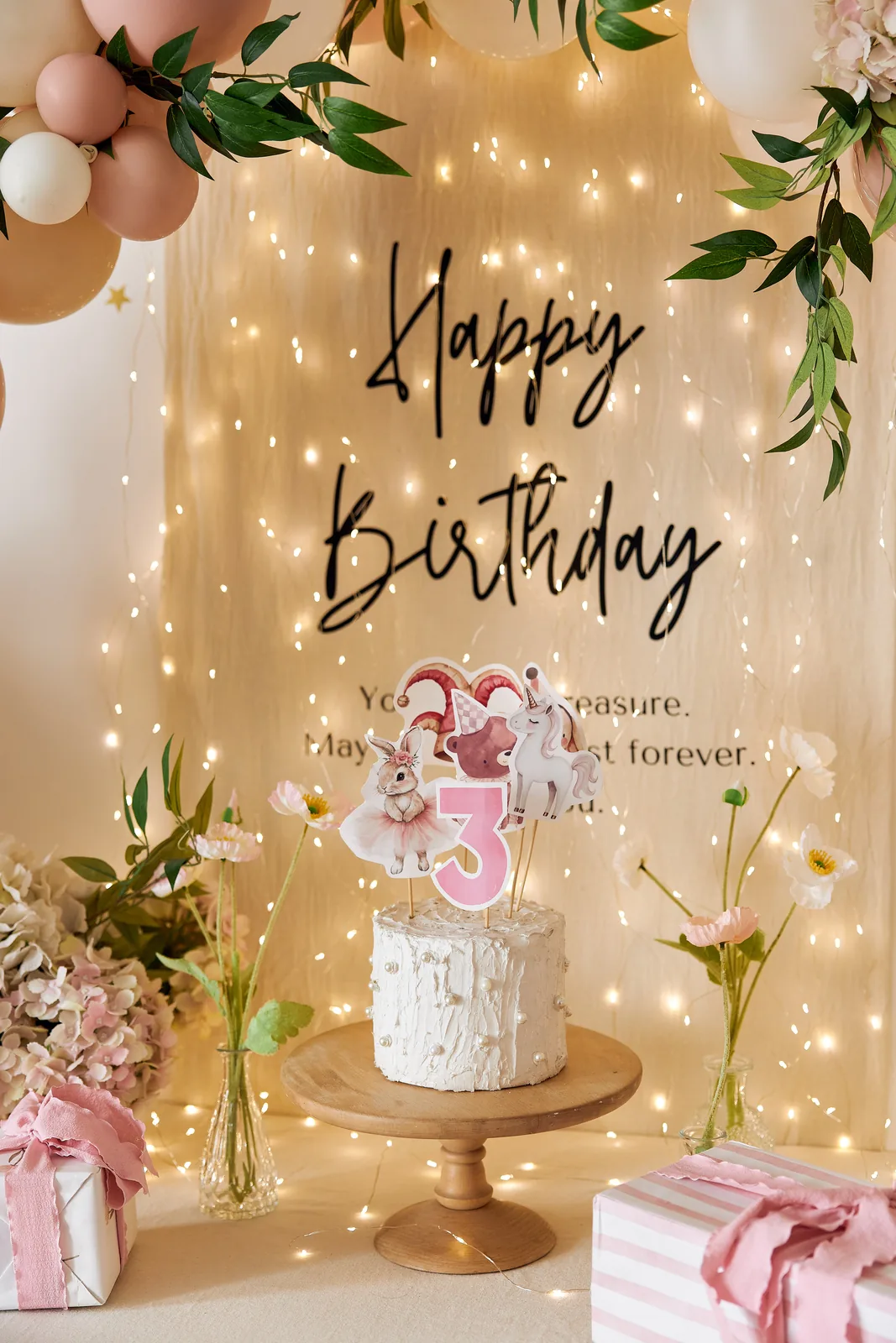 Интерьер зала Happy — фотозона